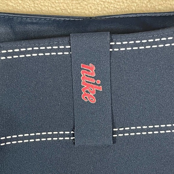 Nike Golf Womens 4 Bermuda Shorts Blue Lightweight Stretch Pocket Snap Closure - Picture 4 of 14